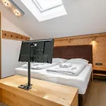 Apartment Apart33 1-33 Penthouse Haus im Ennstal