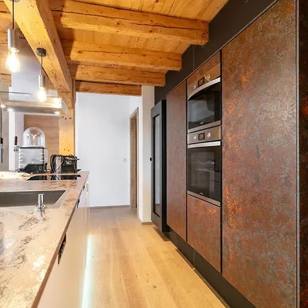 Apart33 1-33 Penthouse شقة