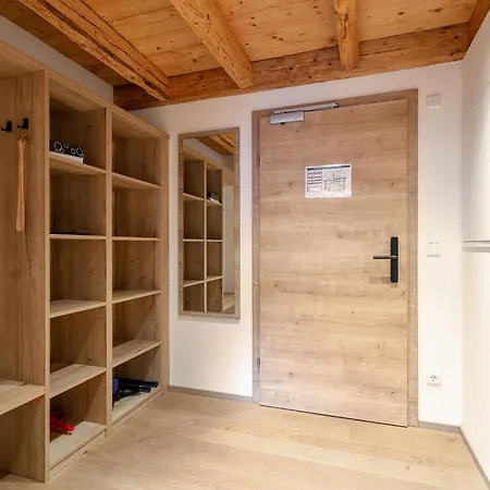 Apart33 1-33 Penthouse * هاوس إم إنيستال