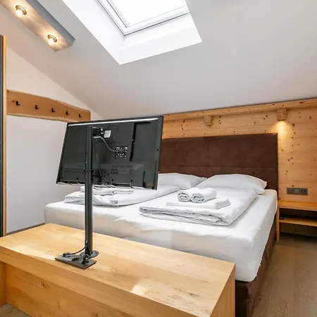 شقة Apart33 1-33 Penthouse هاوس إم إنيستال