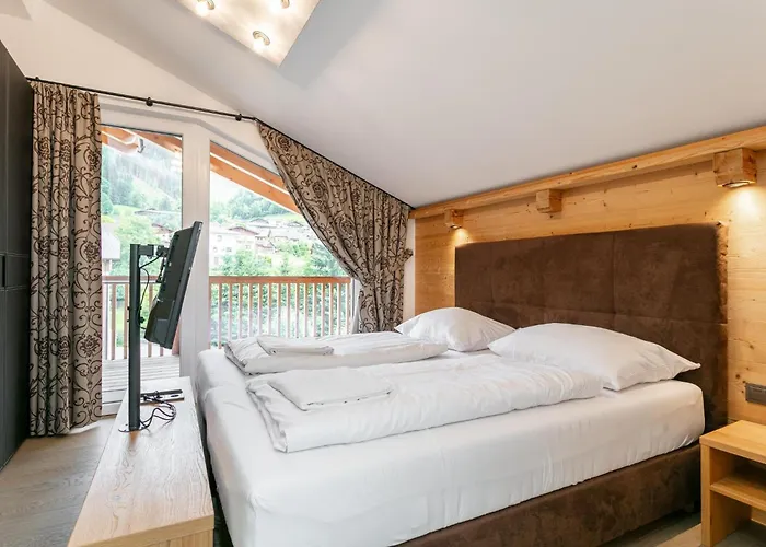 Apart33 1-33 Penthouse