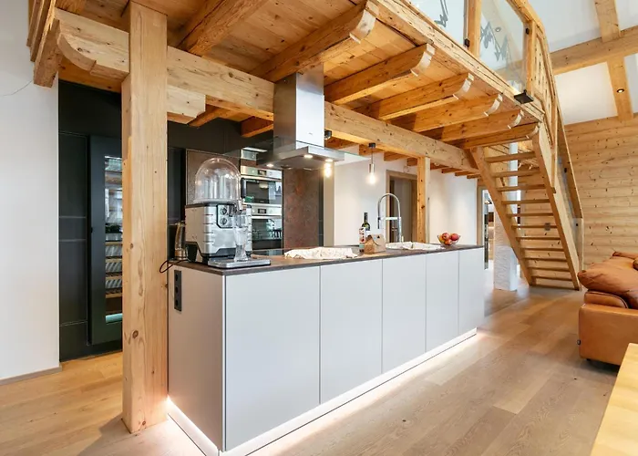 Apart33 1-33 Penthouse *