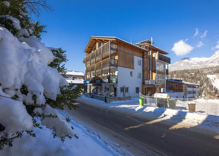 아파트 Apart33 1-33 Penthouse 하우스 임 엔슈탈